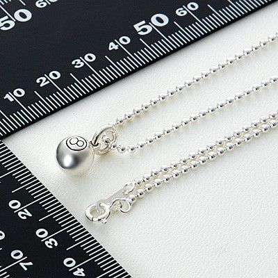 シルバーネックレス