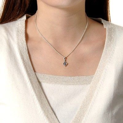 シルバーネックレス