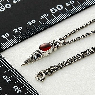 シルバーネックレス