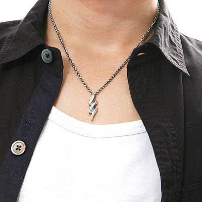 シルバーネックレス