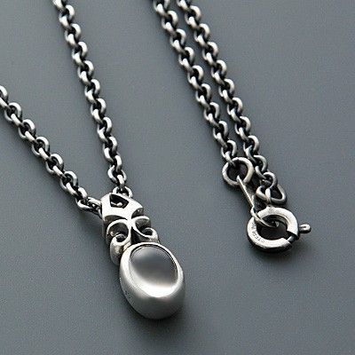 シルバーネックレス