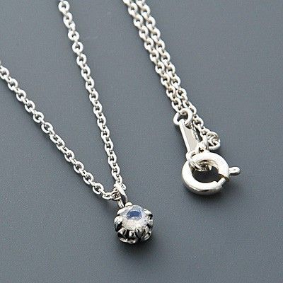 シルバーネックレス