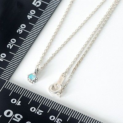 シルバーネックレス