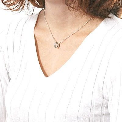 シルバーネックレス