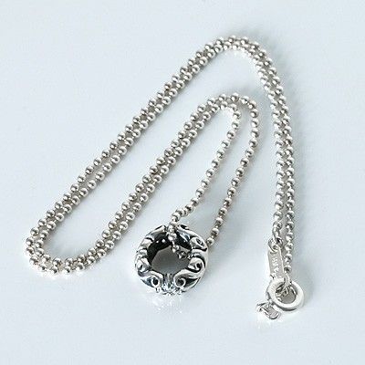 シルバーネックレス