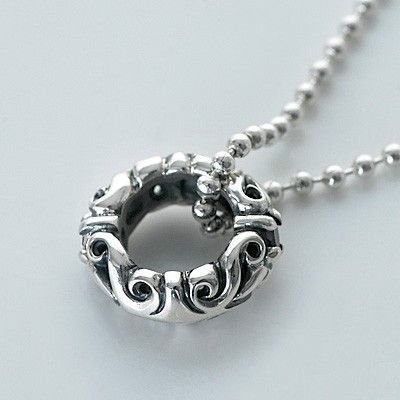 シルバーネックレス