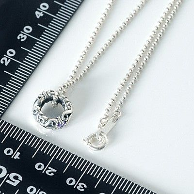 シルバーネックレス