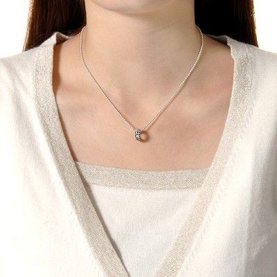 シルバーネックレス