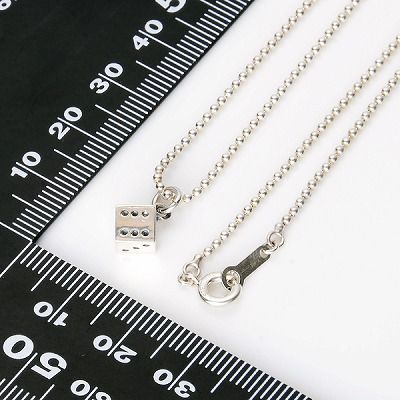 シルバーネックレス