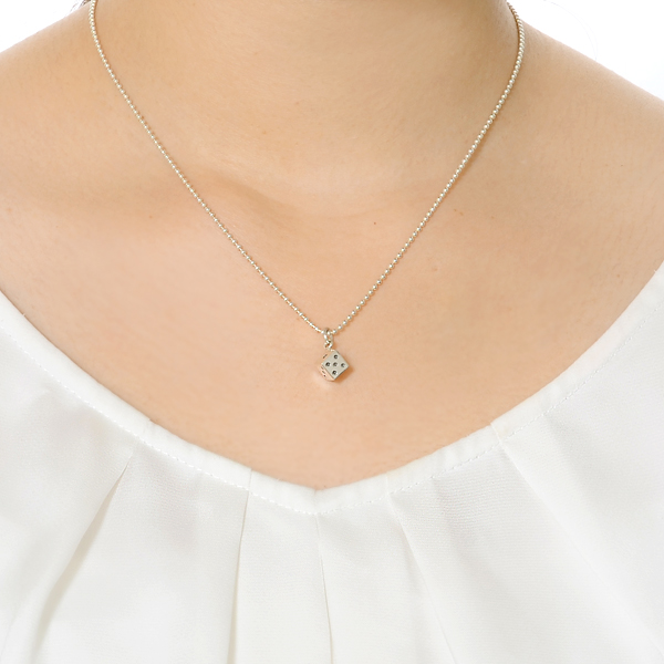 シルバーネックレス