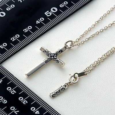 シルバーネックレス