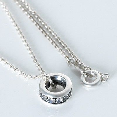 シルバーネックレス