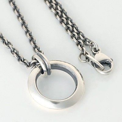 シルバーネックレス