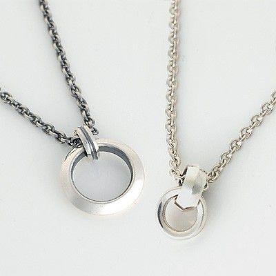 シルバーペアネックレス