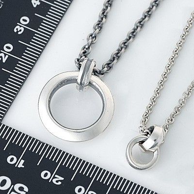 シルバーペアネックレス