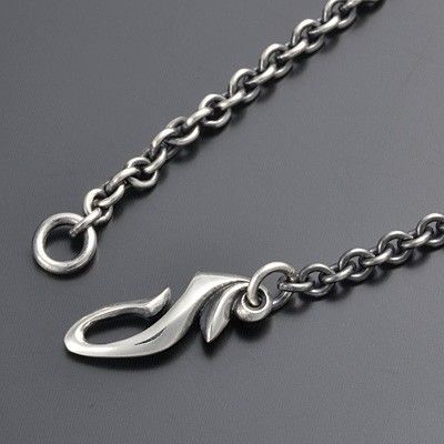 シルバーネックレス