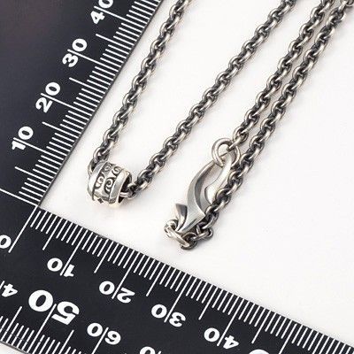 シルバーネックレス