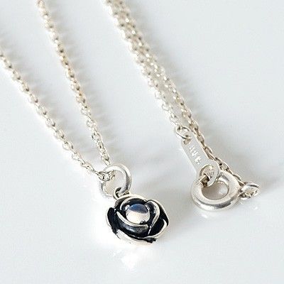 シルバーネックレス