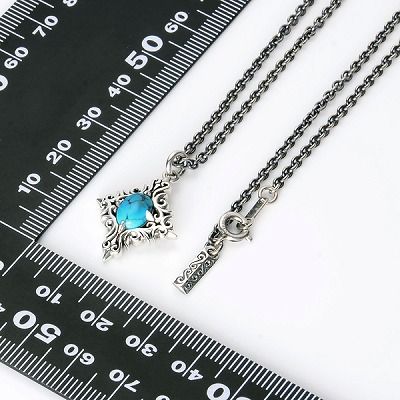 シルバーネックレス