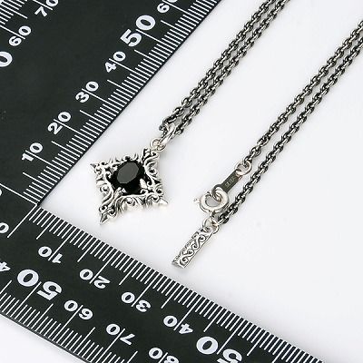 シルバーネックレス