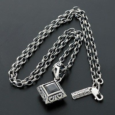 シルバーネックレス