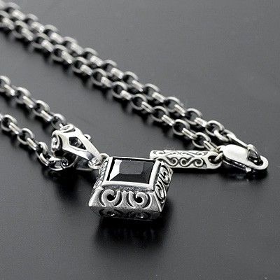 シルバーネックレス