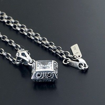 シルバーネックレス