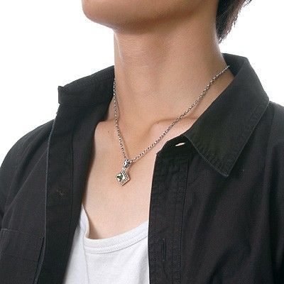 シルバーネックレス