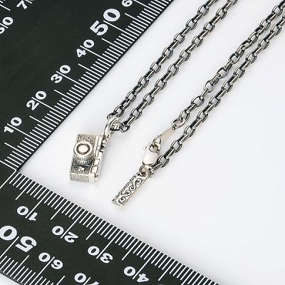 シルバーネックレス