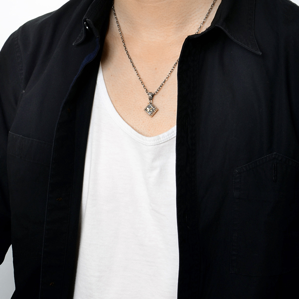 シルバーネックレス