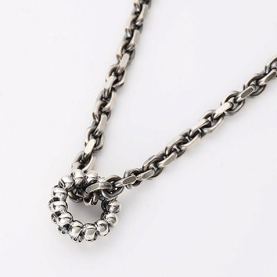 シルバーネックレス