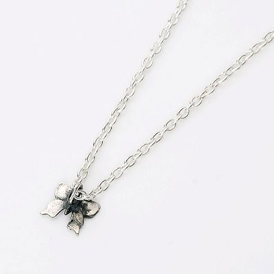シルバーネックレス