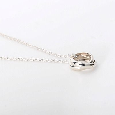シルバーネックレス