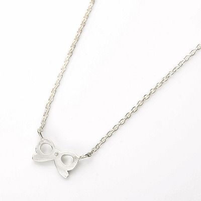 シルバーネックレス