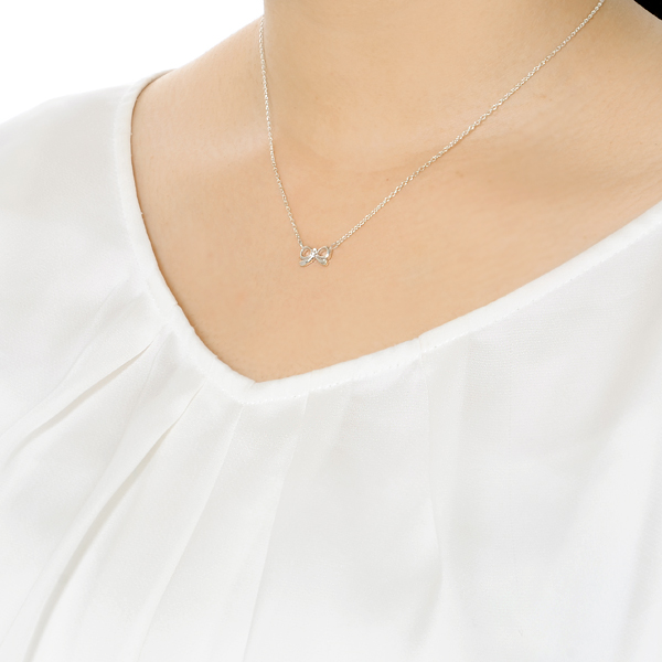 シルバーネックレス