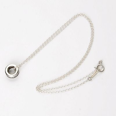 シルバーネックレス