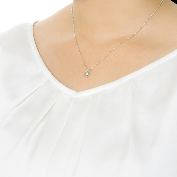 シルバーネックレス