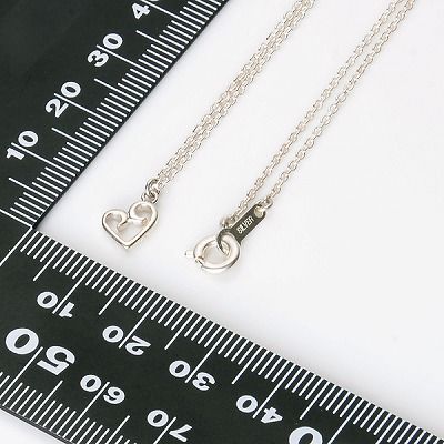 シルバーネックレス