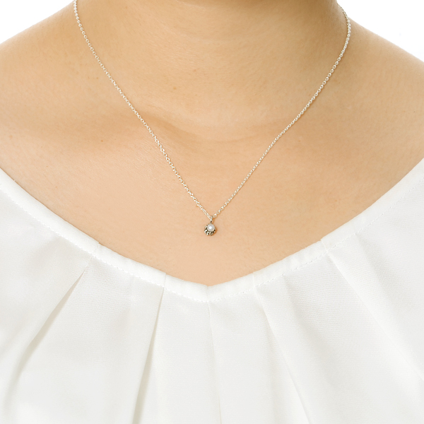 シルバーネックレス