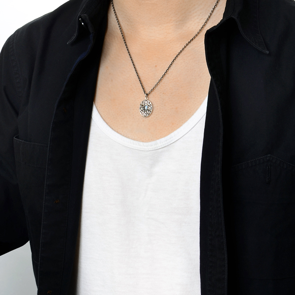 シルバーネックレス