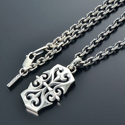 シルバーネックレス