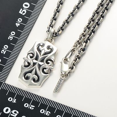 シルバーネックレス