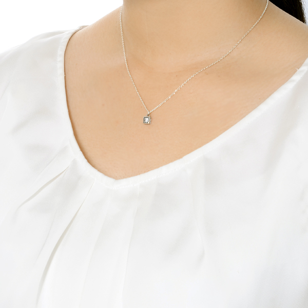 シルバーネックレス