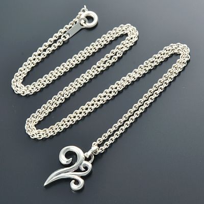 シルバーネックレス