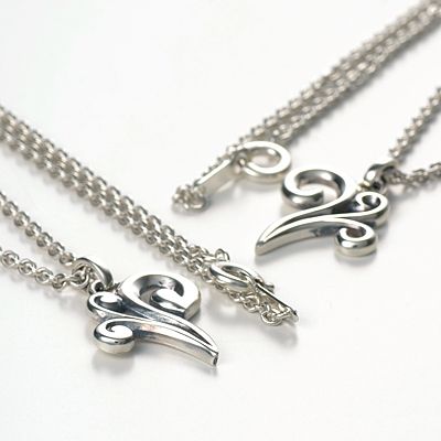 シルバーペアネックレス