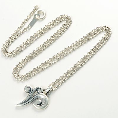 シルバーネックレス