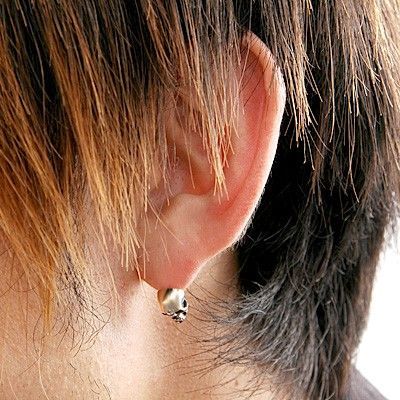 ゴールドスタッドピアス(片耳用)