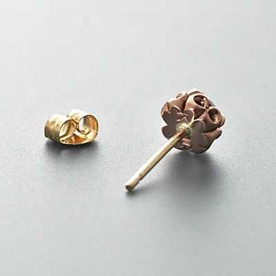 ピンクゴールドスタッドピアス