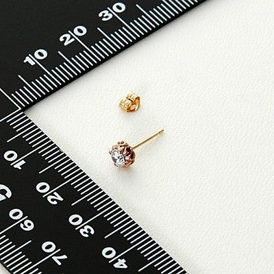 ピンクゴールドスタッドピアス