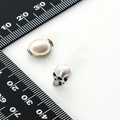 シルバーピンバッジ